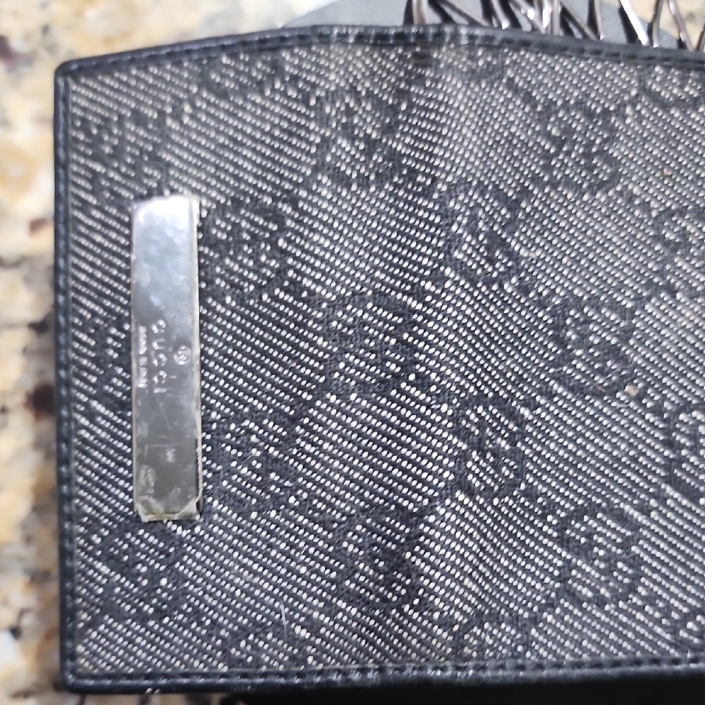 Black Gucci Patterned Key Holder with Silver Accent - Picture 7 of 8